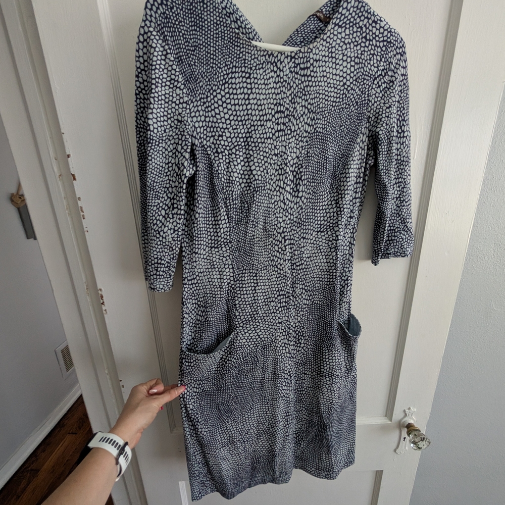 Elegant Navy Patterned Dress